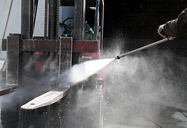 Best Pool Deck Cleaning  in Matteson, IL